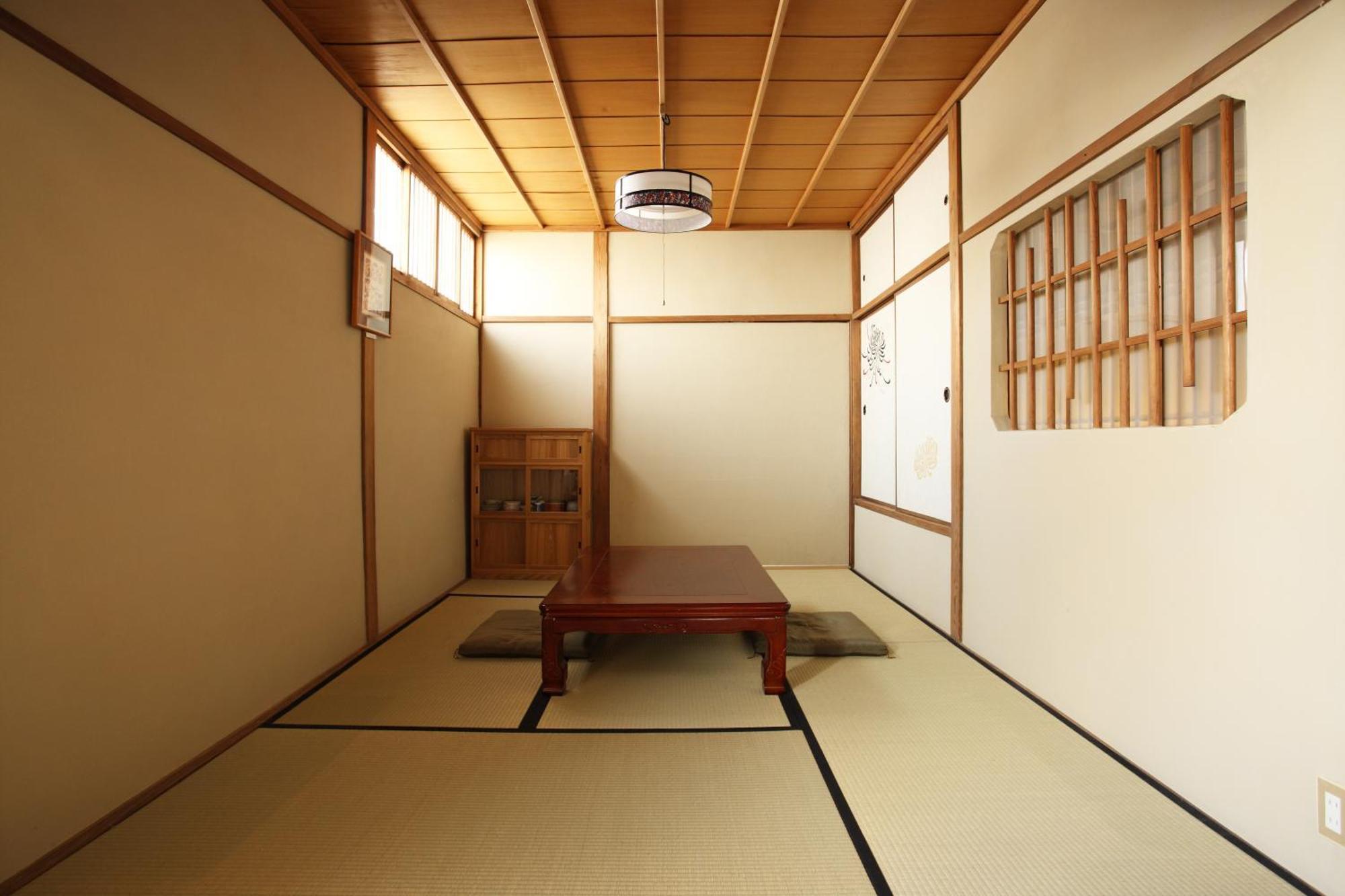 帝塚山忍者屋敷 * Ōsaka